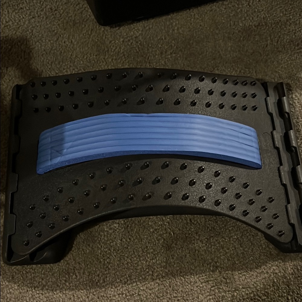 Black and Blue Back Stretcher